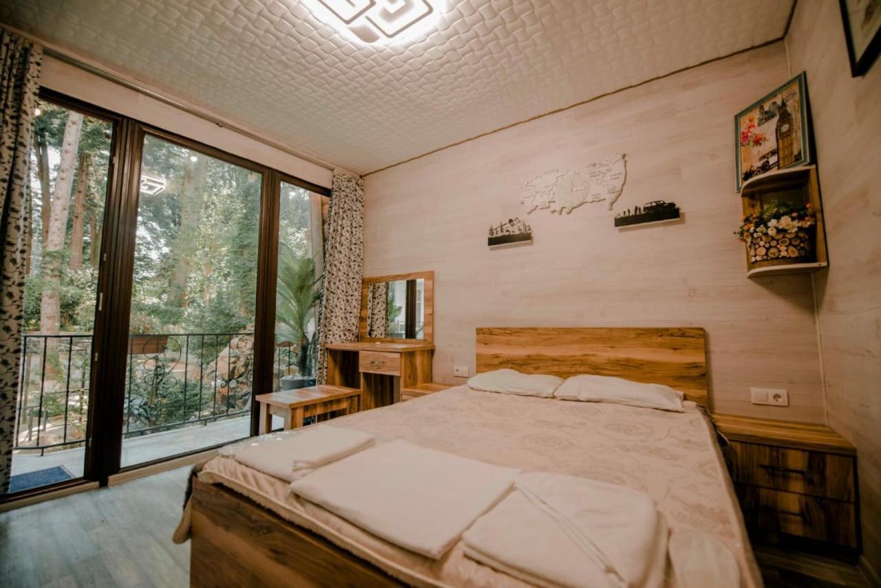 מחינג'אורי Hulus Hotel מראה חיצוני תמונה