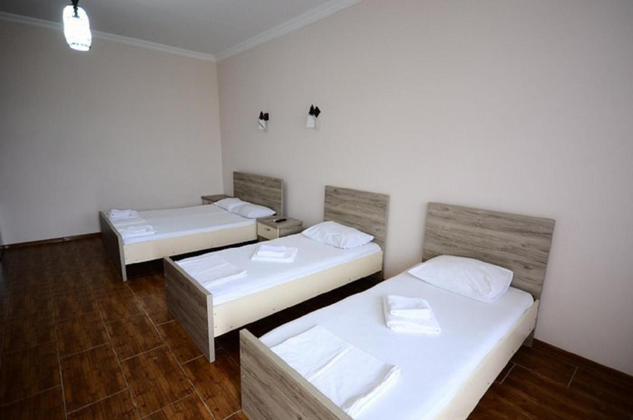 מחינג'אורי Hulus Hotel מראה חיצוני תמונה