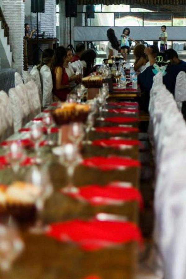 מחינג'אורי Hulus Hotel מראה חיצוני תמונה