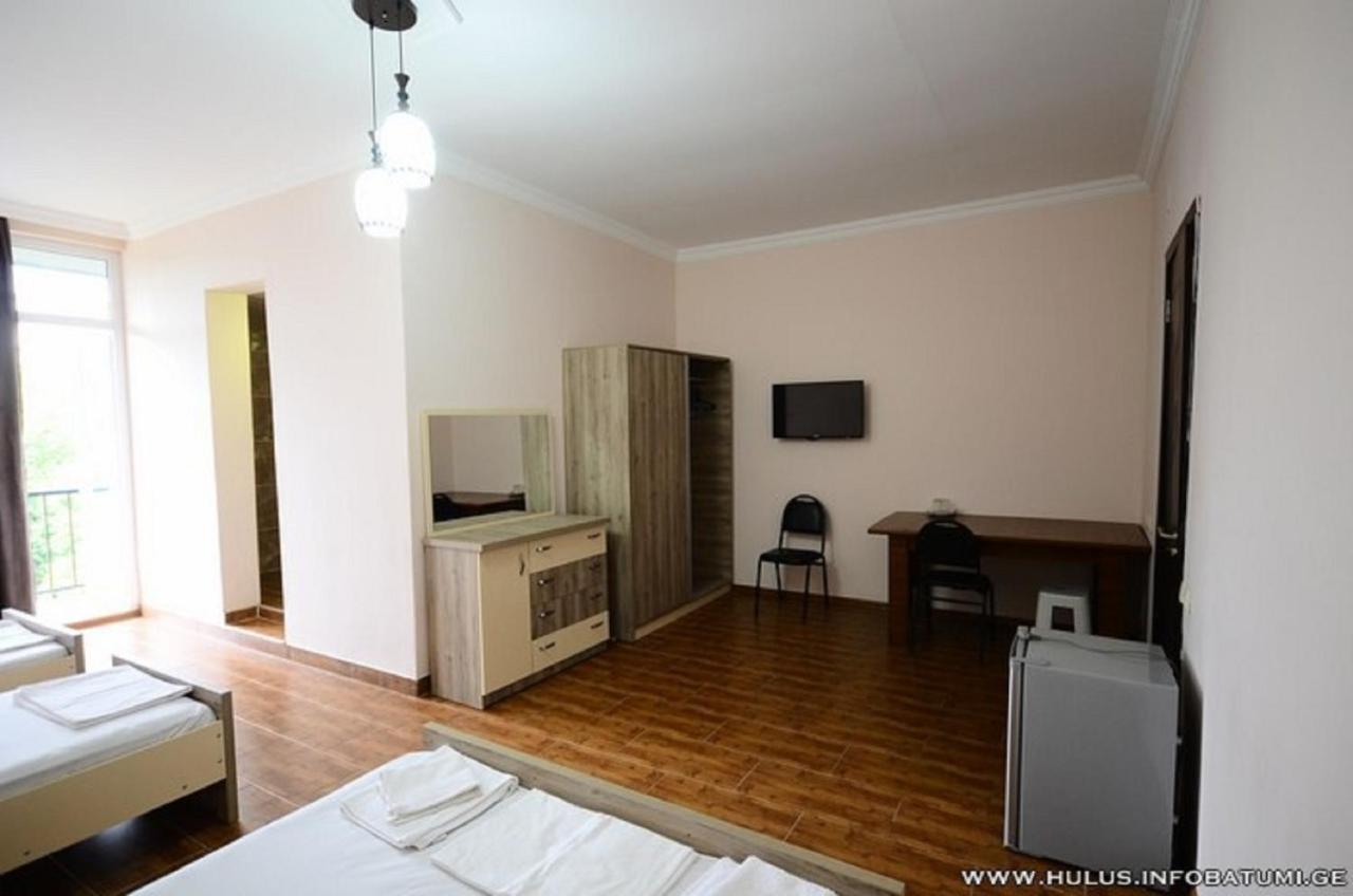 מחינג'אורי Hulus Hotel מראה חיצוני תמונה